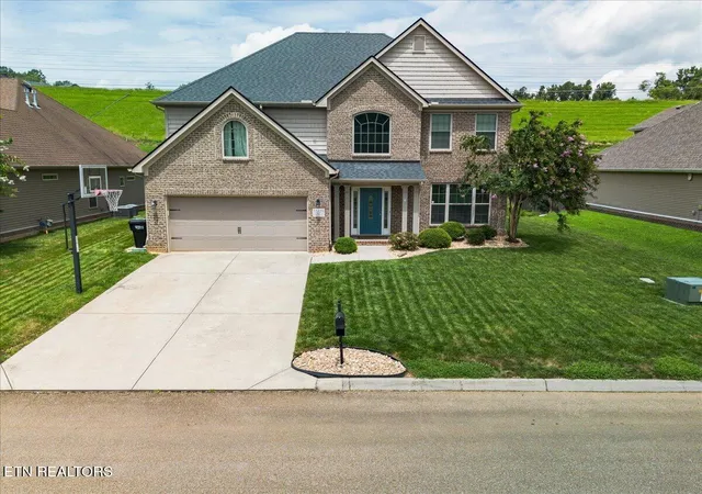 Photo 3 of Single family home for sale at 12325 Chirping Bird Ln, Knoxville, TN 37932 | MLS# 1349530 | Listing updated on 2026-09-06