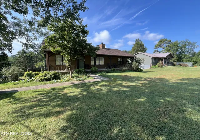 Photo 1 of Single family home for sale at 204 Mohawk Cir, Seymour, TN 37865 | MLS# 1349534 | Listing updated on 2026-08-31