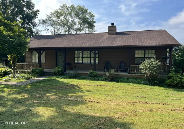 Photo 2 of Single family home for sale at 204 Mohawk Cir, Seymour, TN 37865 | MLS# 1349534 | Listing updated on 2026-08-31