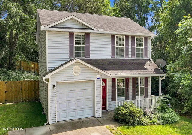 Photo 1 of Sale Pending at 1601 Romulus Ln, Knoxville, TN 37931 | MLS# 1349635 | Listing updated on 2026-09-09