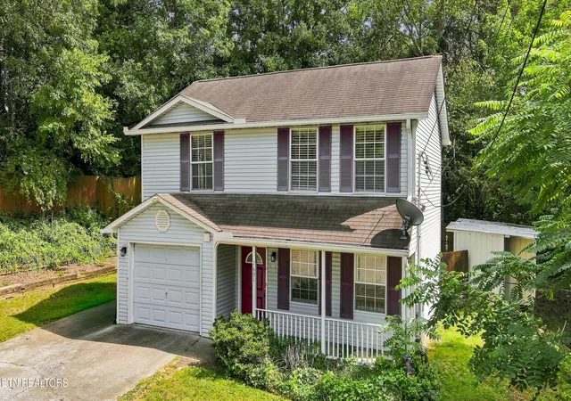 Photo 3 of Sale Pending at 1601 Romulus Ln, Knoxville, TN 37931 | MLS# 1349635 | Listing updated on 2026-09-09