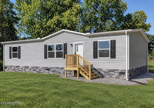 Single family home for sale at 1809 High Ave, Jefferson City, TN 37760 | MLS# 1350122