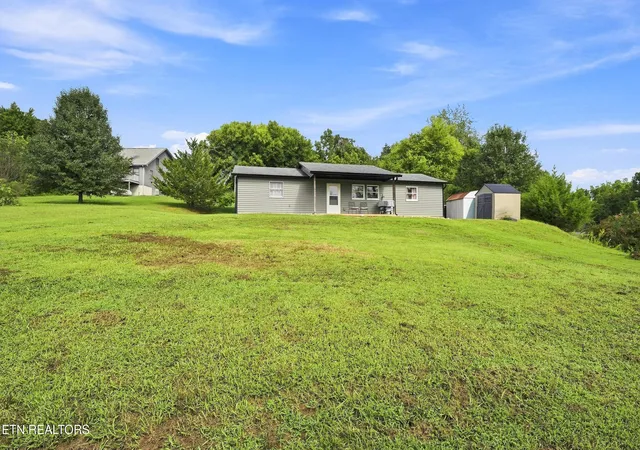 28th image of 420 Hayes Dr, Kodak, TN 37764 | MLS# 1350430