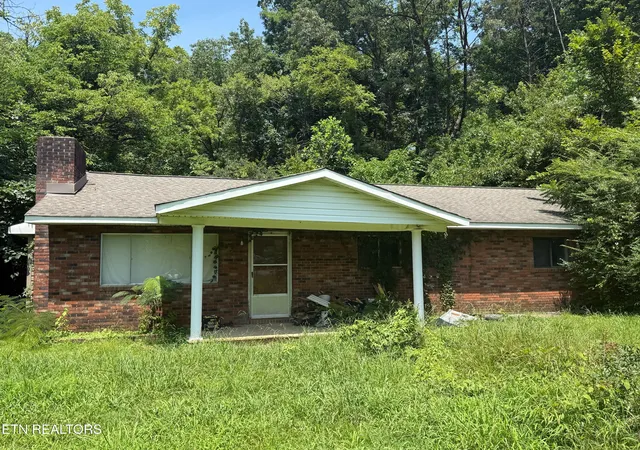Photo 1 of Sale Pending at 3159 Hickory Dr, Pigeon Forge, TN 37863 | MLS# 1350906 | Listing updated on 2026-08-21