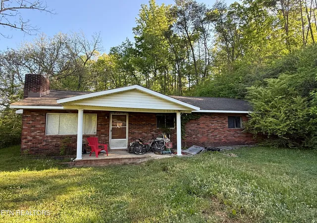 Photo 2 of Sale Pending at 3159 Hickory Dr, Pigeon Forge, TN 37863 | MLS# 1350906 | Listing updated on 2026-08-21
