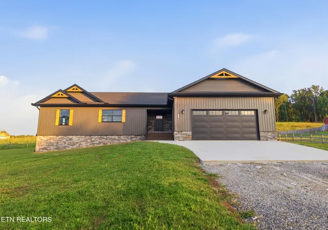 Photo 3 of Single family home for sale at 1328 Marble Hl Rd, Friendsville, TN 37737 | MLS# 1353765 | Listing updated on 2026-09-13