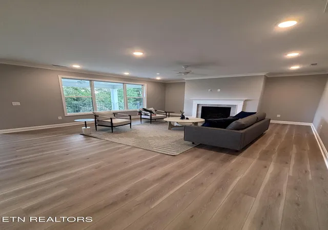 Photo 3 of Single family home for sale at 219 Bittersweet Ln, Lenoir City, TN 37771 | MLS# 1352204 | Listing updated on 2026-09-14
