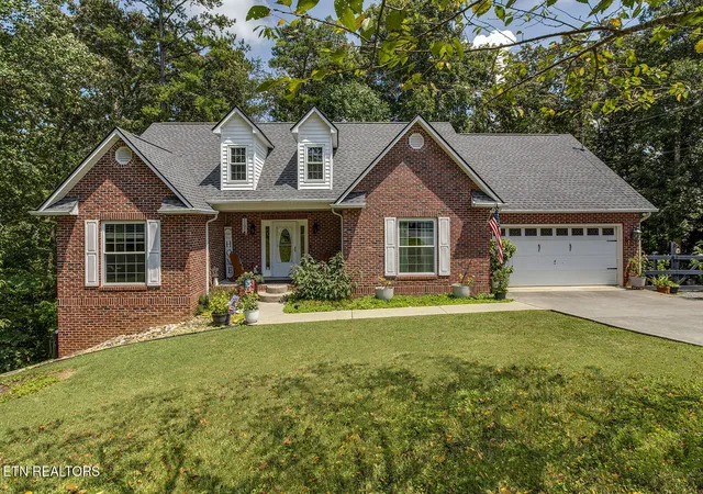 Photo 1 of Single family home for sale at 117 Ambassador Ln, Powell, TN 37849 | MLS# 1353438 | Listing updated on 2026-09-14
