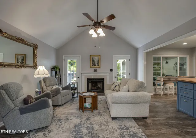 Photo 4 of Single family home for sale at 117 Ambassador Ln, Powell, TN 37849 | MLS# 1353438 | Listing updated on 2026-09-14