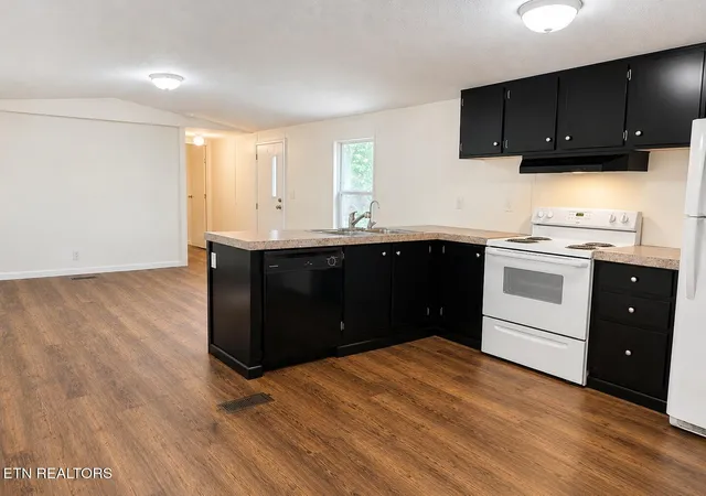 Photo 3 of Single family home for sale at 247 Towee Falls Rd, Tellico Plains, TN 37385 | MLS# 1352990 | Listing updated on 2026-09-30