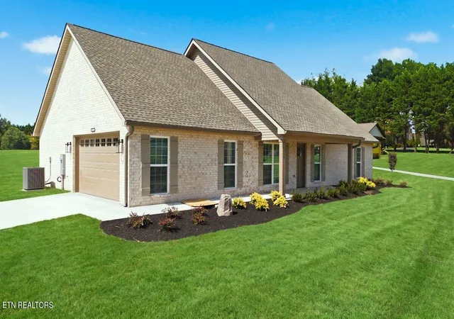 Photo 1 of Single family home for sale at 330 Kenmark Dr, Maryville, TN 37803 | MLS# 1351779 | Listing updated on 2026-09-21