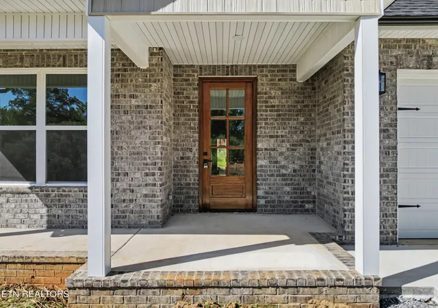 Photo 2 of Single family home for sale at 5329 Arza Ln, Knoxville, TN 37918 | MLS# 1353016 | Listing updated on 2026-08-27