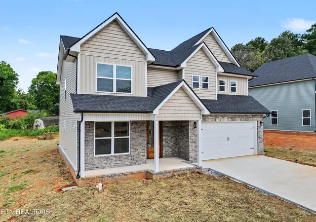Photo 3 of Single family home for sale at 5329 Arza Ln, Knoxville, TN 37918 | MLS# 1353016 | Listing updated on 2026-08-27