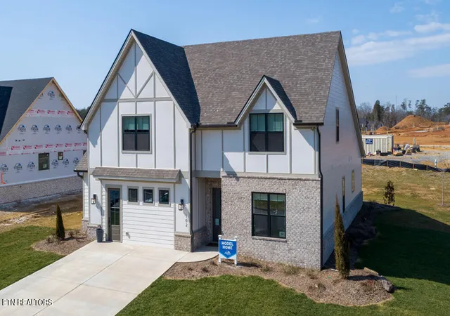 2nd image of 102 Clover Cir, Lenoir City, TN 37772 | MLS# 1352617