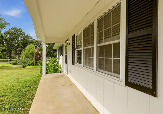 4th image of 1214 Michaels Ln, Knoxville, TN 37912 | MLS# 1352585