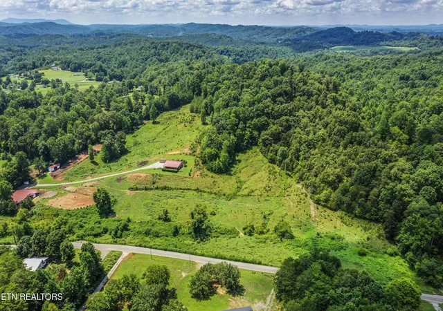 Photo 3 of Single family home for sale at 598 Griffith Branch Rd, Madisonville, TN 37354 | MLS# 1353048 | Listing updated on 2026-08-25