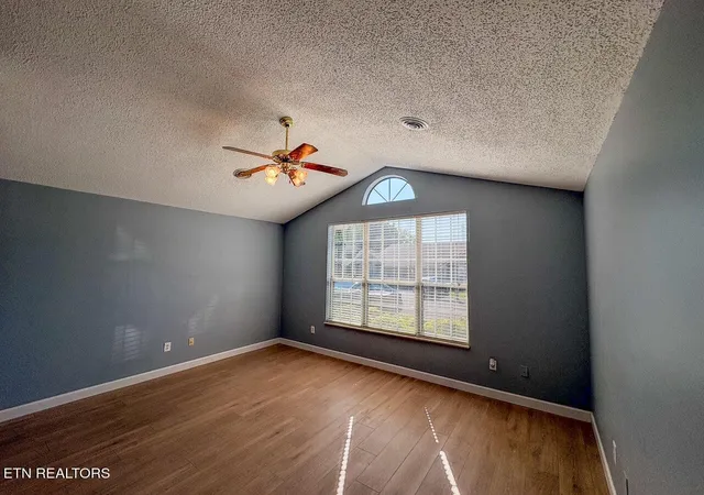 Photo 3 of Single family home for sale at 4611 Jay Wy, Knoxville, TN 37909 | MLS# 1353321 | Listing updated on 2026-09-18