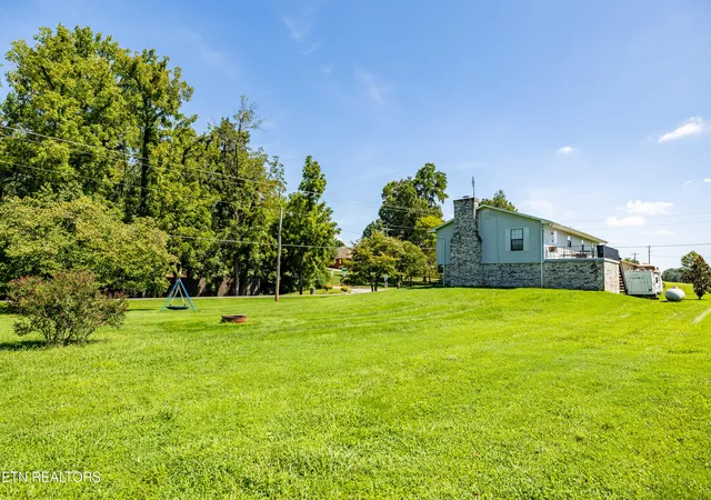 4th image of 521 Deerfield Cir, Maryville, TN 37804 | MLS# 1352700