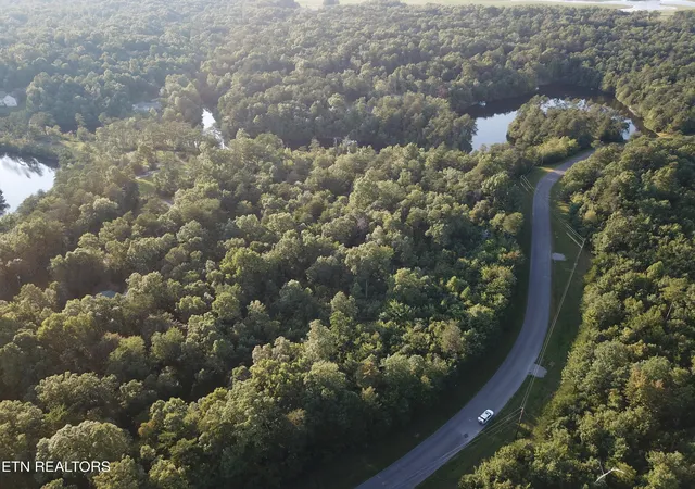 15th image of 7 Cumberland Lakes Dr, Monterey, TN 38574 | MLS# 1352777