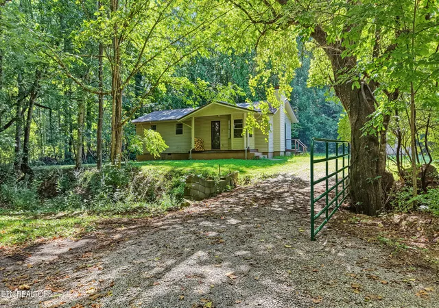 Photo 1 of Sale Pending at 3889 Quarry Rd, Louisville, TN 37777 | MLS# 1352632 | Listing updated on 2026-09-04