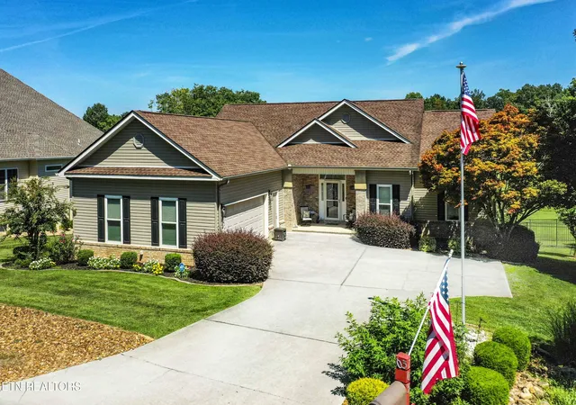 Photo 2 of Single family home for sale at 103 Nunnehi Tr, Vonore, TN 37885 | MLS# 1353632 | Listing updated on 2026-09-21