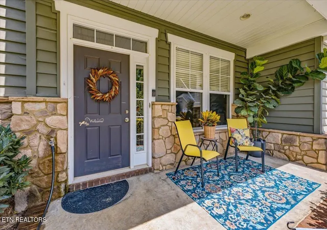 Photo 3 of Single family home for sale at 821 Clover Fields Ln, Knoxville, TN 37932 | MLS# 1353567 | Listing updated on 2026-09-16