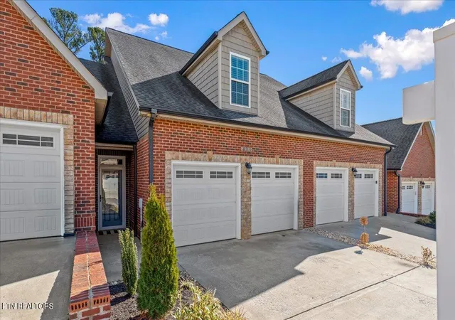 1st image of 493 Jacksonian Wy, Lenoir City, TN 37772 | MLS# 1352848