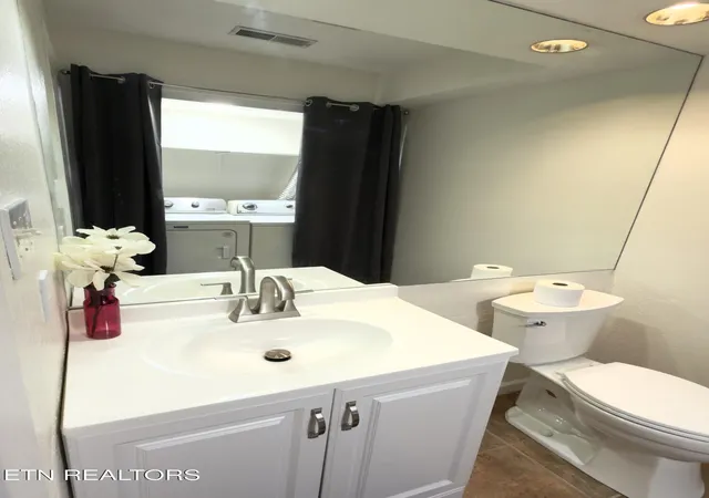 27th image of 8705 Olde Colony Tr, Knoxville, TN 37923 | MLS# 1352567