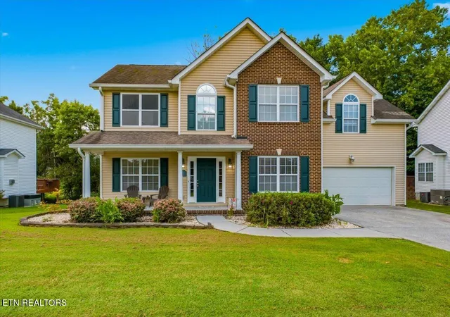 Photo 1 of Sale Pending at 5837 Beaver Run Ln, Knoxville, TN 37931 | MLS# 1353631 | Listing updated on 2026-09-04