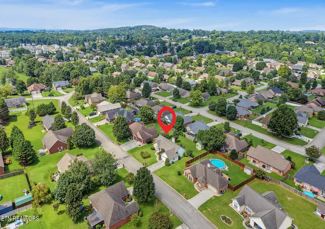 3rd image of 2113 Spalding Dr, Maryville, TN 37803 | MLS# 1352622