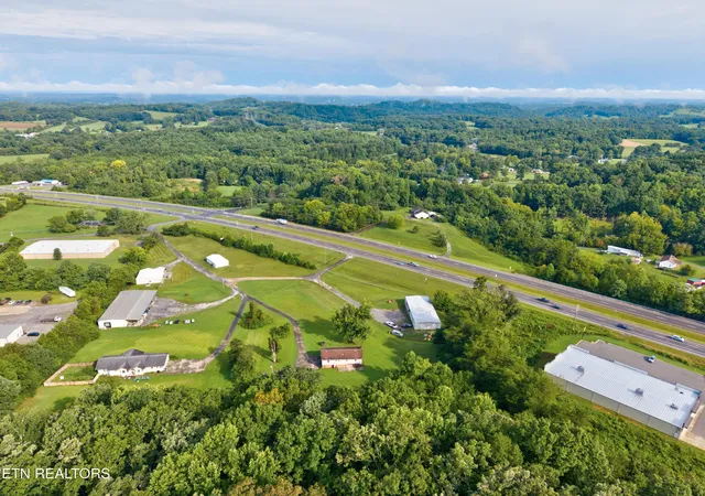 40th image of 572 S Union Grove Rd, Friendsville, TN 37737 | MLS# 1352591