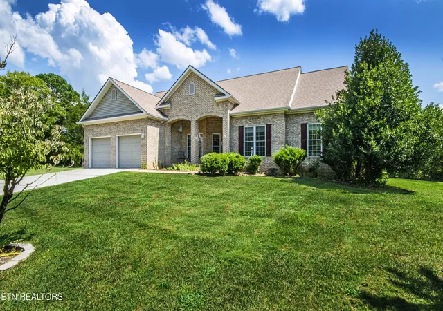 Photo 1 of Sale Pending at 131 Itawa Tr, Vonore, TN 37885 | MLS# 1353691 | Listing updated on 2026-09-01