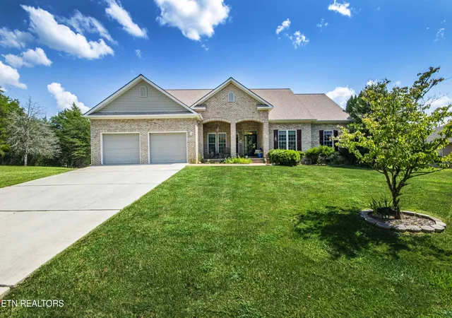 Photo 2 of Sale Pending at 131 Itawa Tr, Vonore, TN 37885 | MLS# 1353691 | Listing updated on 2026-09-01