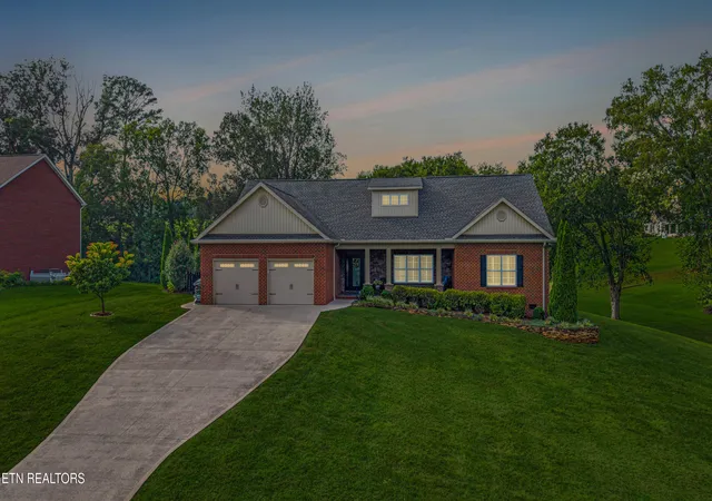 Photo 2 of Sale Pending at 359 Illinois Ave, Seymour, TN 37865 | MLS# 1352825 | Listing updated on 2026-09-21