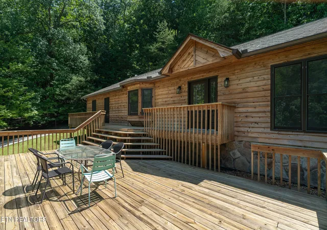 4th image of 1300 Irwin Dr, Powell, TN 37849 | MLS# 1352582