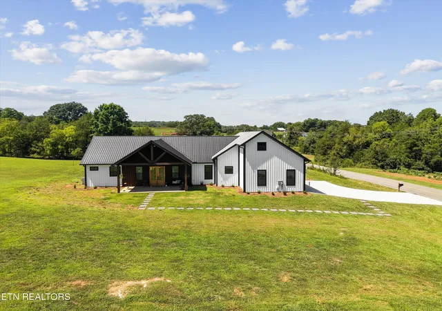 Photo 3 of Sale Pending at 4537 Big Springs Rd, Greenback, TN 37742 | MLS# 1353144 | Listing updated on 2026-09-25