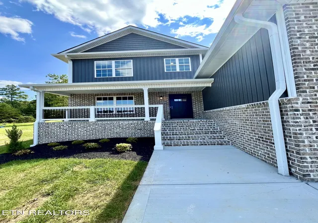 Photo 2 of Single family home for sale at 485 Eastland Park Dr #118, Blaine, TN 37709 | MLS# 1352476 | Listing updated on 2026-08-24