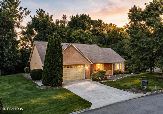 3rd image of 3541 Greywolfe Dr, Knoxville, TN 37921 | MLS# 1352677