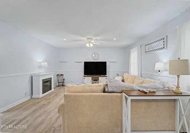 Photo 4 of Single family home for sale at 117 Bertha Ln, Jacksboro, TN 37757 | MLS# 1353300 | Listing updated on 2026-09-17