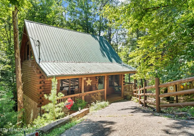 Single family home for sale at 656 Forest Dr, Pigeon Forge, TN 37863 | MLS# 1352623 | Listing updated on 2026-08-25