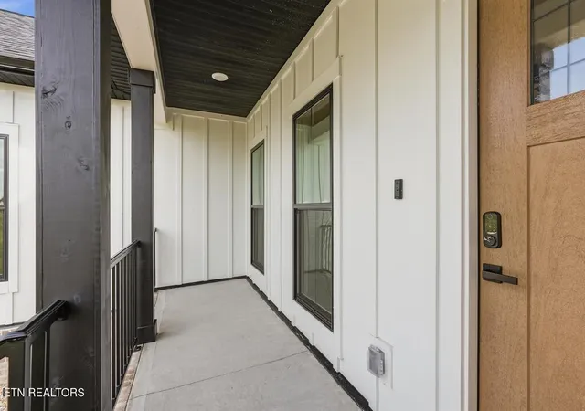 Photo 3 of Single family home for sale at 1741 Old Hwy 52, Lafayette, TN 37083 | MLS# 1352934 | Listing updated on 2026-09-24