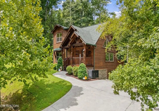 2nd image of 2706 Owls Cove Wy, Sevierville, TN 37862 | MLS# 1352824