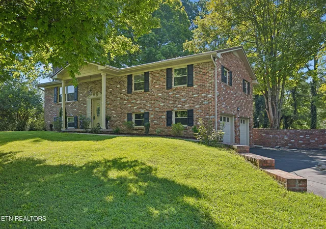 1st image of 408 Abner Cruze Rd, Knoxville, TN 37920 | MLS# 1352580