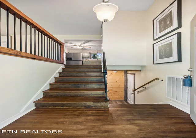 3rd image of 408 Abner Cruze Rd, Knoxville, TN 37920 | MLS# 1352580