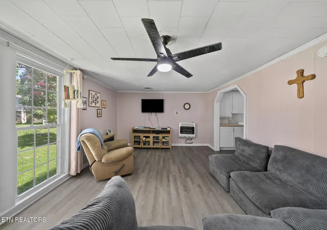 Photo 3 of Single family home for sale at 384 Woodlee St, Spencer, TN 38585 | MLS# 1352633 | Listing updated on 2026-09-16
