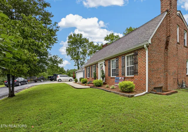 Photo 1 of Sale Pending at 115 Sunset Dr, Livingston, TN 38570 | MLS# 1352870 | Listing updated on 2026-09-30