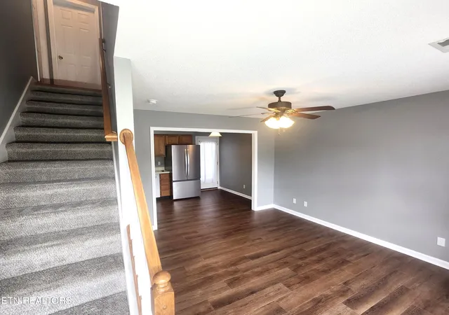 Photo 2 of Single family home for sale at 904 Hazelbrook Wy, Knoxville, TN 37912 | MLS# 1352751 | Listing updated on 2026-09-17