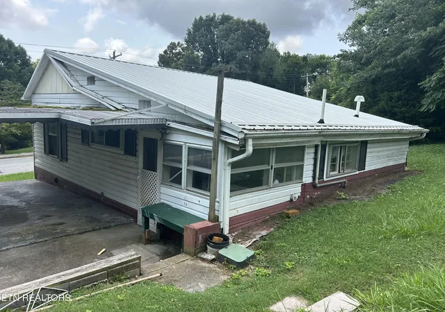 4th image of 1123 E 4Th North St, Morristown, TN 37814 | MLS# 1352664