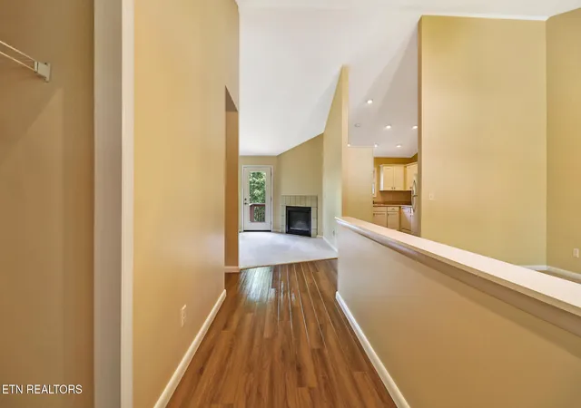 Photo 4 of Single family home for sale at 154 Hedgewood Pt, Crossville, TN 38558 | MLS# 1352764 | Listing updated on 2026-10-28