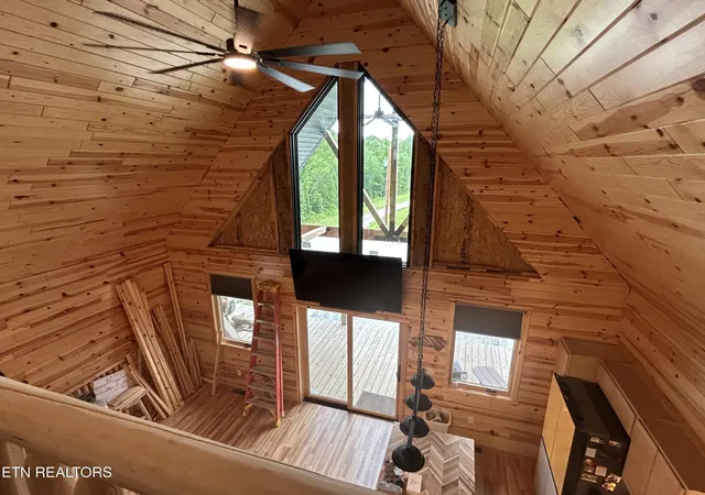 3rd image of 386 Higby Pvt Rd, Robbins, TN 37852 | MLS# 1352843